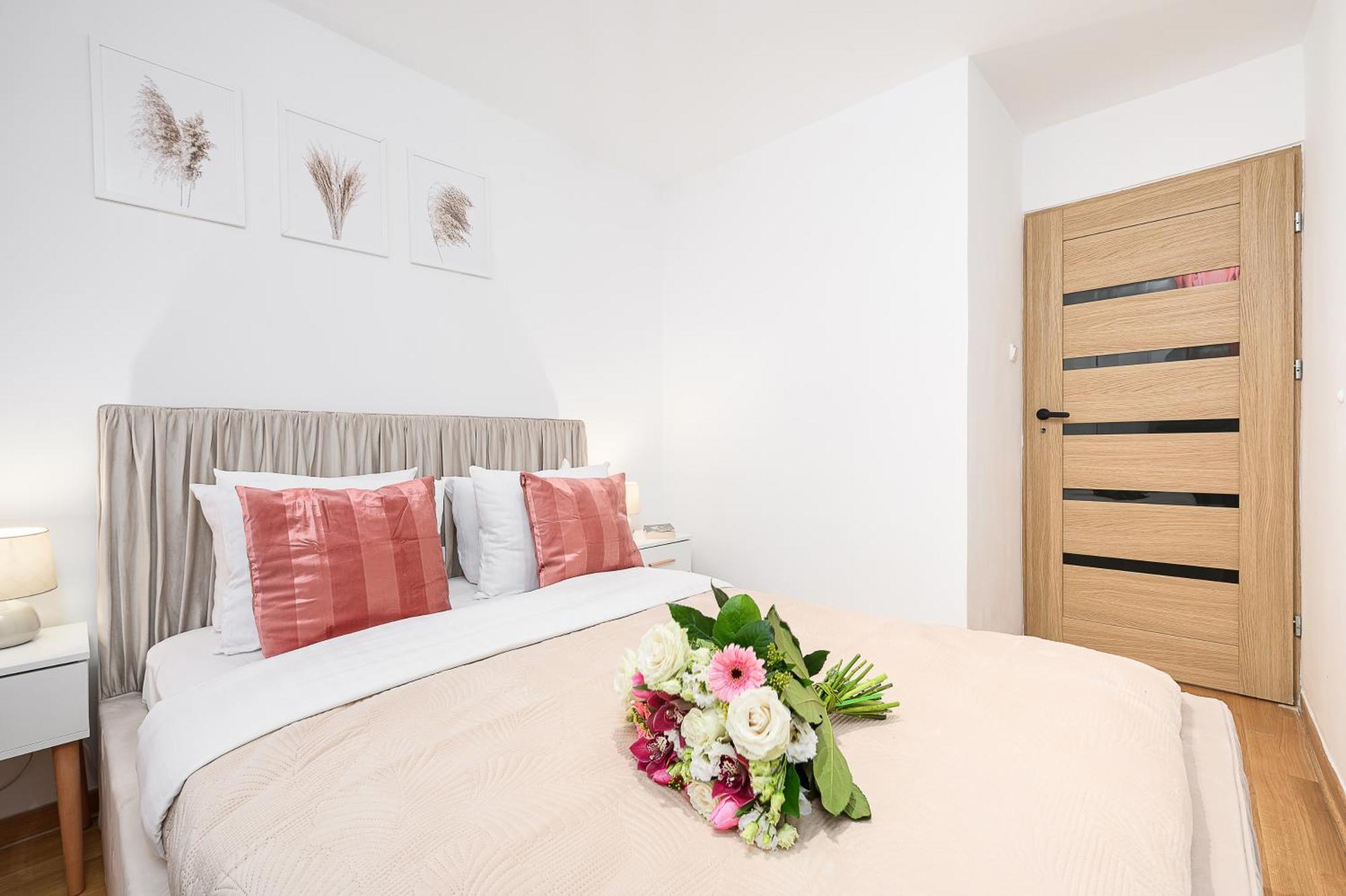 Lumina Apartment Opposite The Palace Of Culture And Science Warschau Exterior foto
